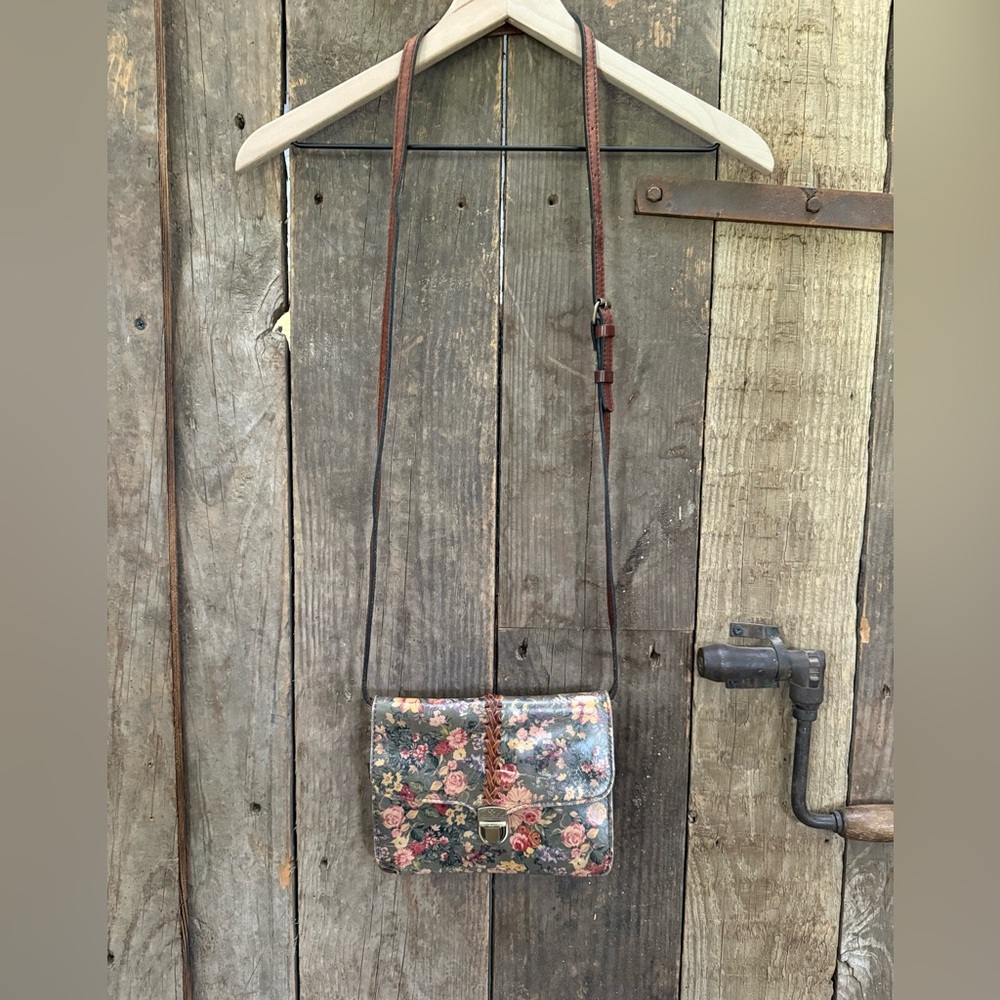 Patricia Nash Bellizzi Bag Antique Rose Purse Organizer Crossbody